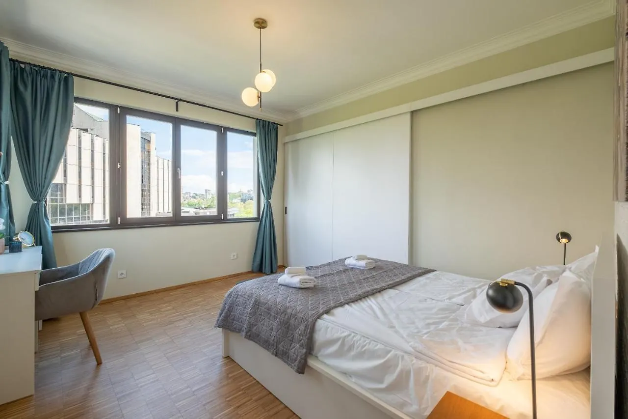 Sunrise 1Bdrm View Apartment Ndk Congress Centre صوفيا